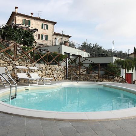 Agriturismo Il Calesse クアッラータ エクステリア 写真