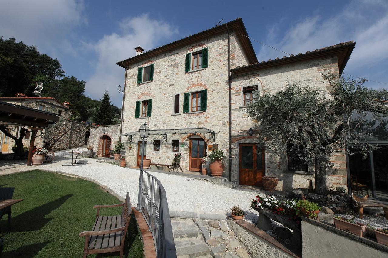 Agriturismo Il Calesse クアッラータ エクステリア 写真