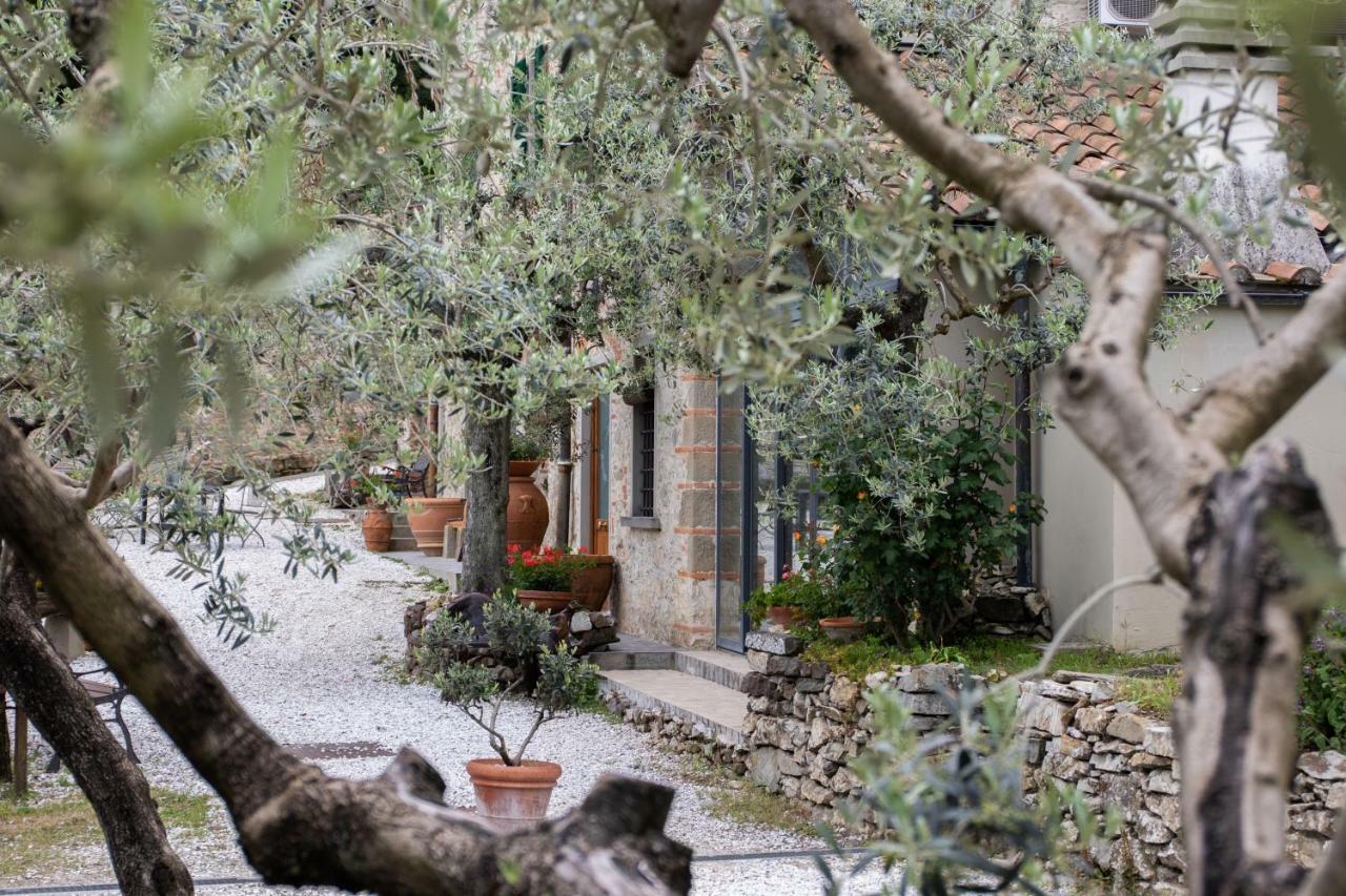 Agriturismo Il Calesse クアッラータ エクステリア 写真